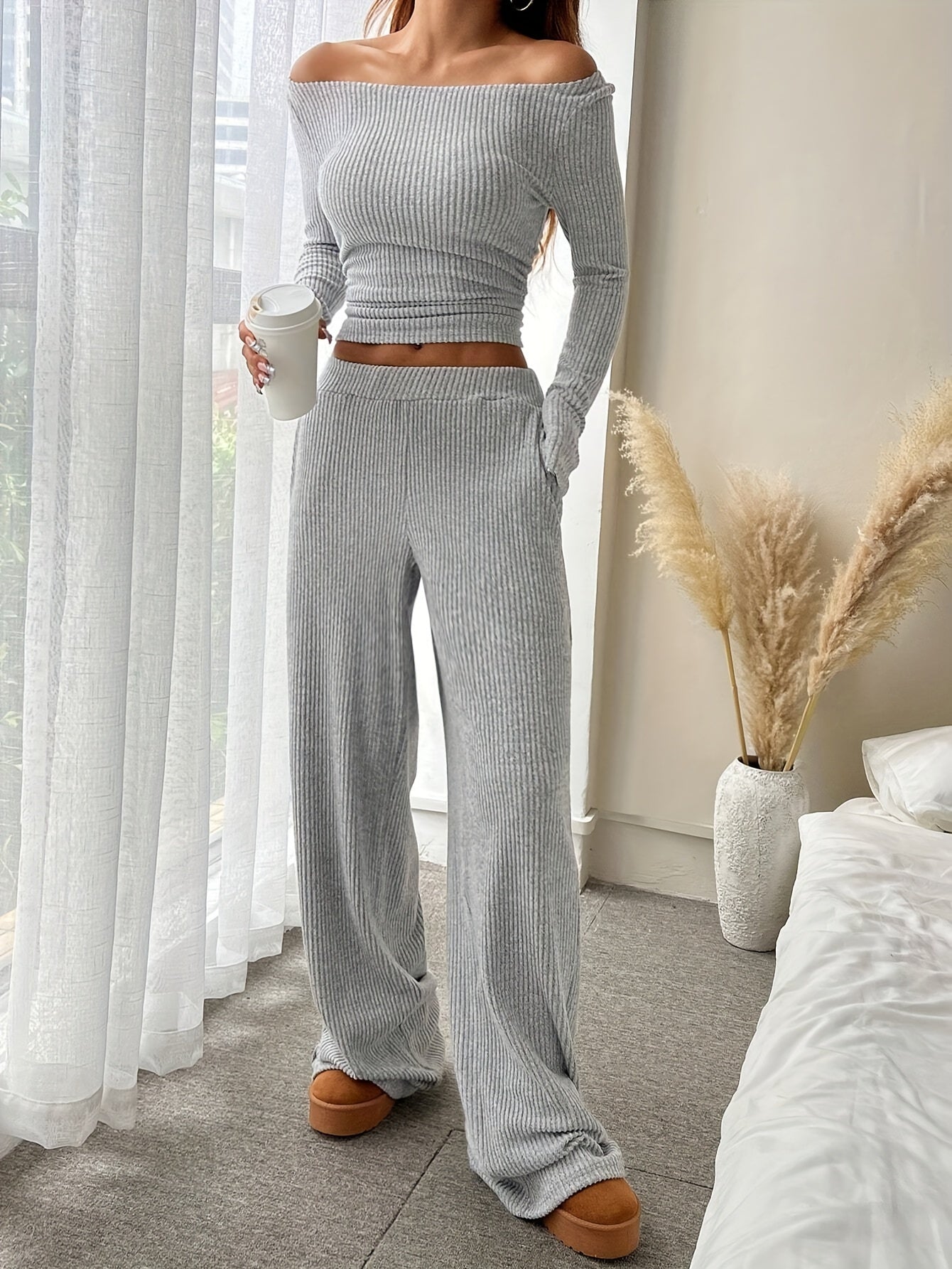 Women's Elegant Solid Color Ribbed Knit Two-Piece Set - Cozy Boat Neck Long Sleeve Crop Top & Wide-Leg Pants with Pockets, Polyester, Machine Washable - Perfect for Fall/Winter