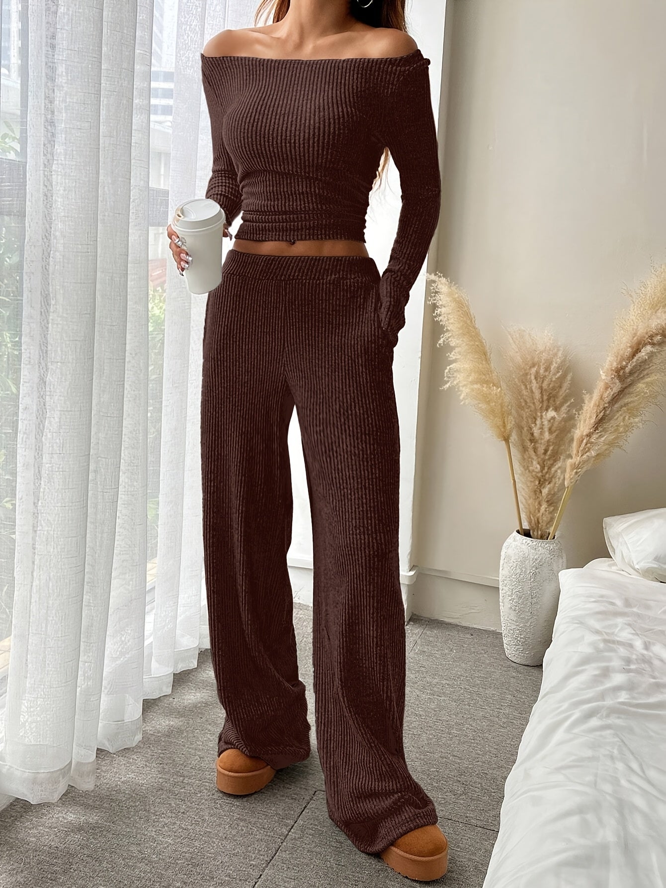 Women's Elegant Solid Color Ribbed Knit Two-Piece Set - Cozy Boat Neck Long Sleeve Crop Top & Wide-Leg Pants with Pockets, Polyester, Machine Washable - Perfect for Fall/Winter