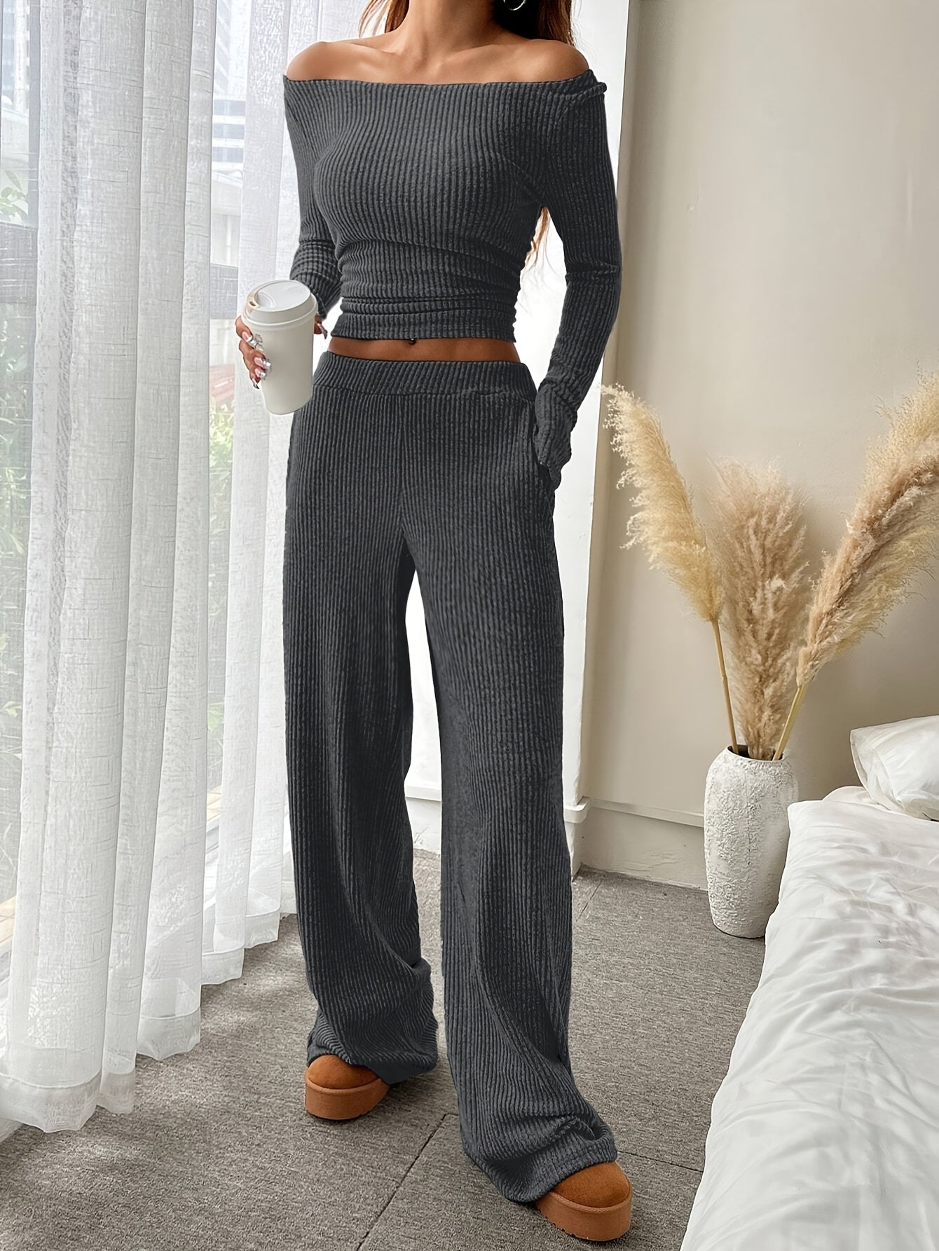 Women's Elegant Solid Color Ribbed Knit Two-Piece Set - Cozy Boat Neck Long Sleeve Crop Top & Wide-Leg Pants with Pockets, Polyester, Machine Washable - Perfect for Fall/Winter