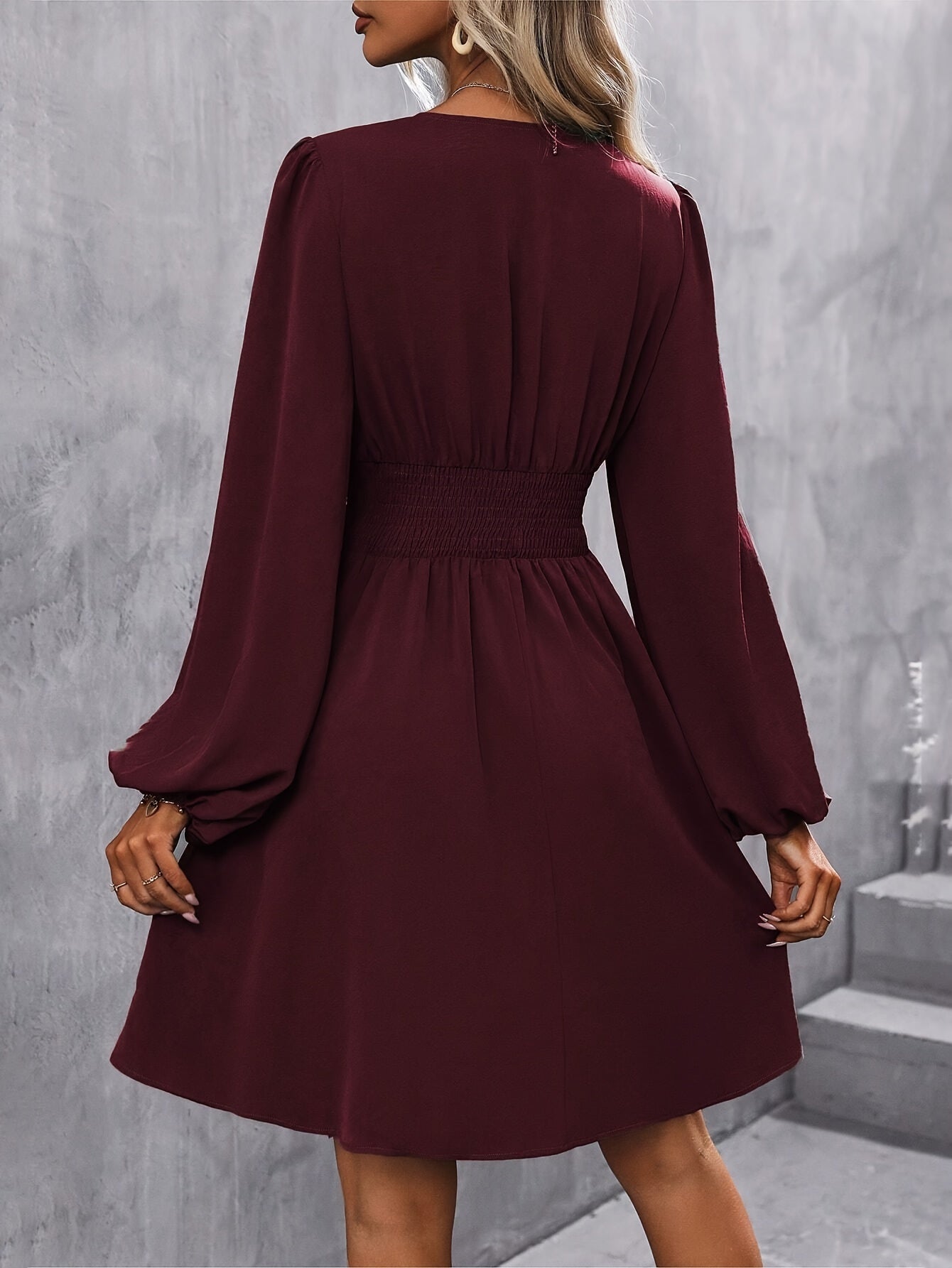 Elegant V-Neck Lantern Sleeve Midi Dress for Women - Solid Color, Knee-Length with Cinched Waist, Machine Washable