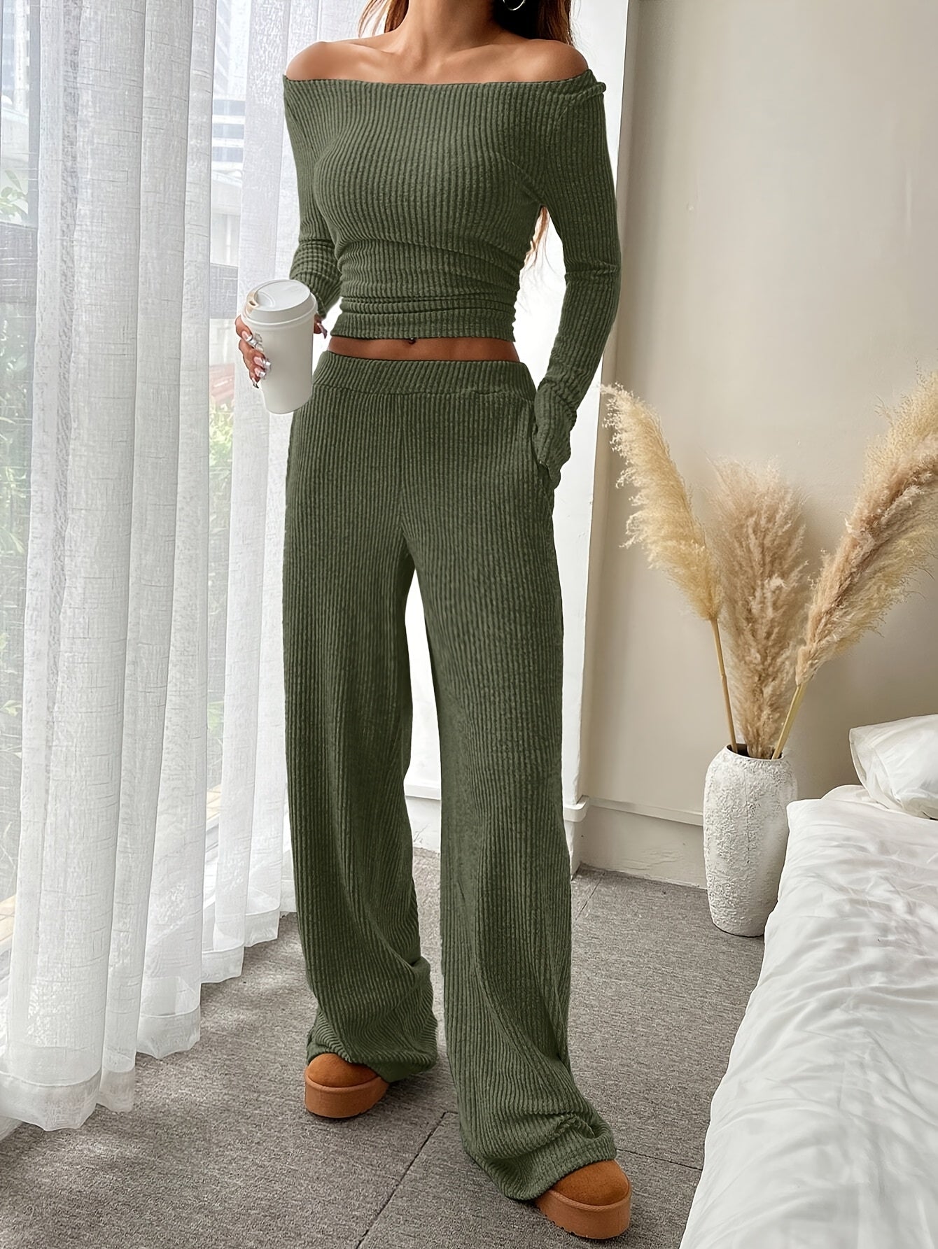 Women's Elegant Solid Color Ribbed Knit Two-Piece Set - Cozy Boat Neck Long Sleeve Crop Top & Wide-Leg Pants with Pockets, Polyester, Machine Washable - Perfect for Fall/Winter