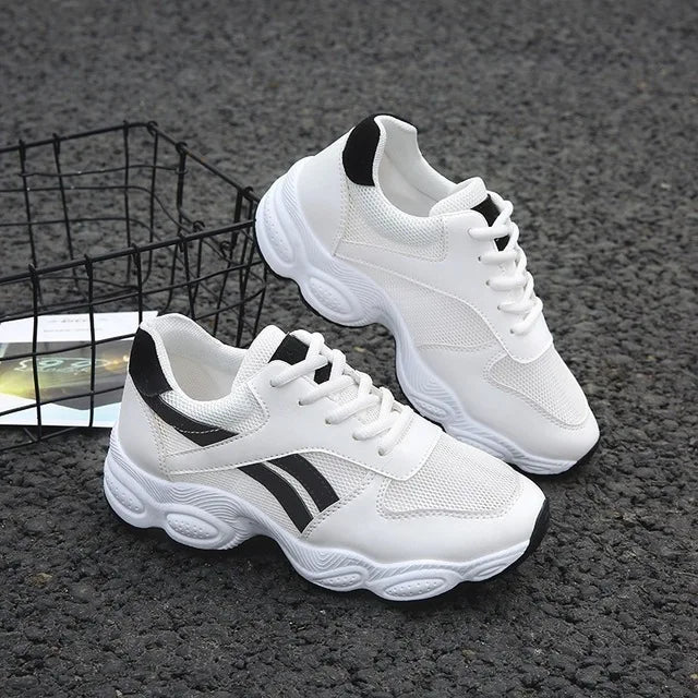 Breathable Sports Shoes Female Students Wild Track Shoes Fitness Net Women Shoes Vogue Table Tennis Shoes Sneakers